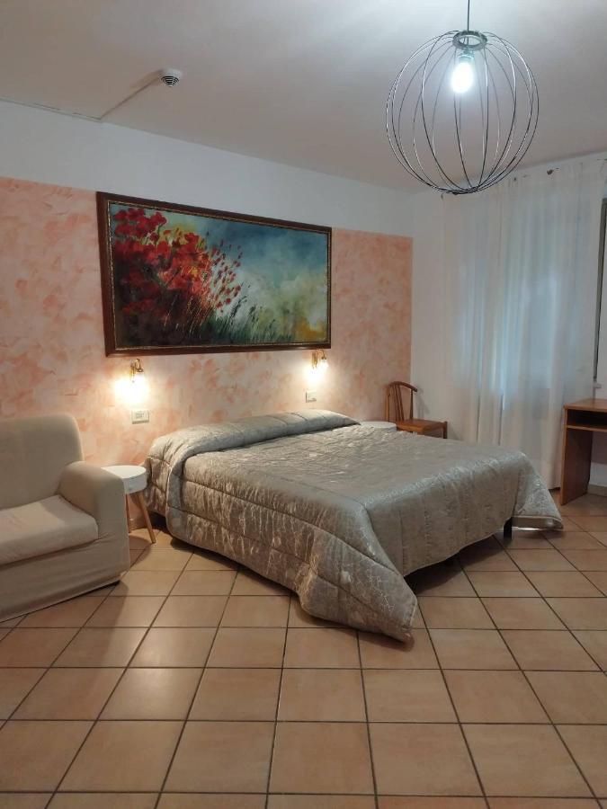 Hotel Pineta Ristorante In Fabriano Campodonico (Ancona)