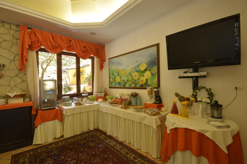 Pineta Ristorante In Fabriano Hotel